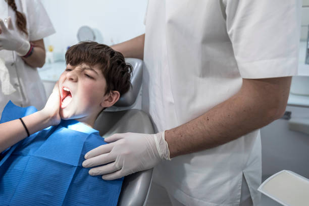 Best Dentist for Tooth Abscess  in Union City, GA